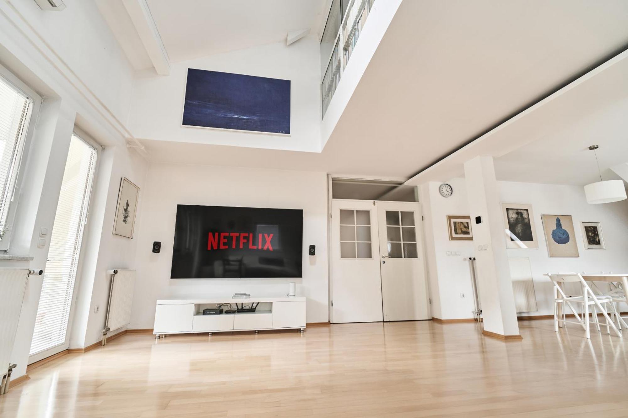 Matic Spacious Modern Apartment 류블랴나 외부 사진